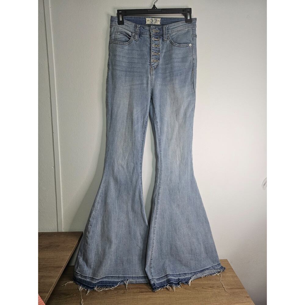 We the Free Flare Leg Jeans High Rise Button Fly Raw Hem Size 27 Light Wash